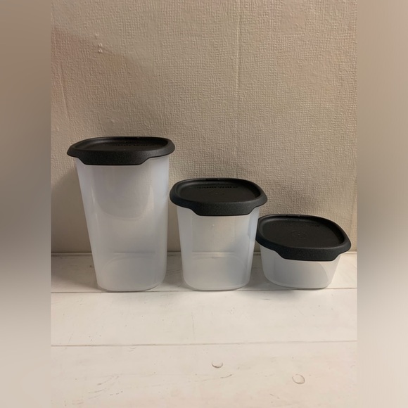 Tupperware One Touch Small Square Container Set - Picture 7 of 7